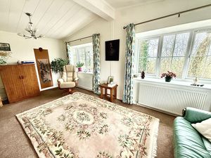 Photo 21- click for photo gallery